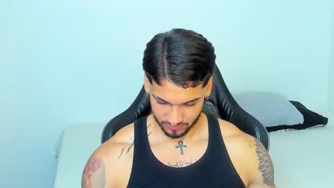 king_of_kings__ online show from January 14, 2:16 am