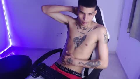 king_warlord online show from December 14, 9:44 pm