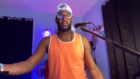 Snapshot of kingcorbra chatting on March 7, 5:18 am KC online show from March 7, 5:18 am