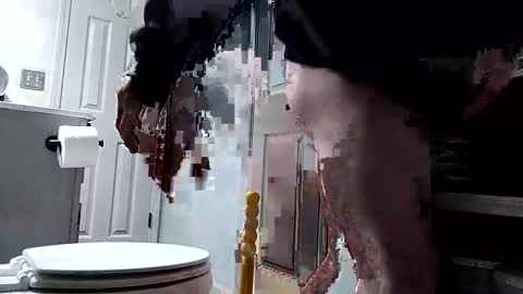 Snapshot of kingdongkonglong chatting on January 5, 8:10 pm kingdongkonglong online show from January 5, 8:10 pm