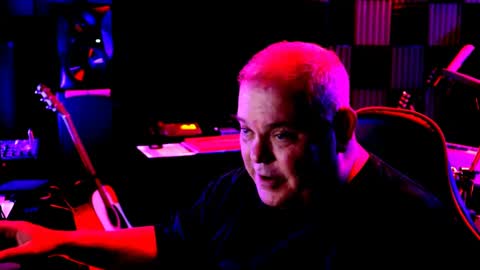 King James VIII online show from September 13, 6:14 am