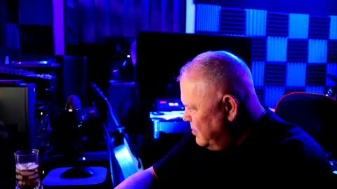 King James VIII online show from January 4, 4:33 am