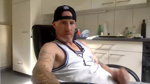 kingsize online show from October 1, 10:08 am