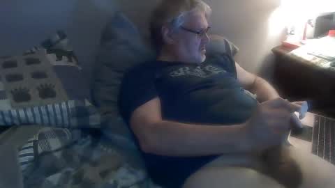 kingtongue10 online show from January 8, 12:47 pm