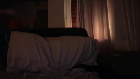 kinkydomboii online show from April 6, 1:46 am