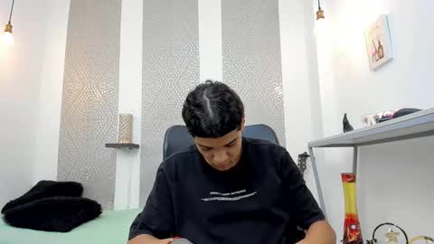   online show from September 23, 7:02 pm