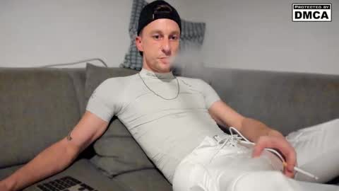 kinky_spidey online show from November 3, 7:37 pm