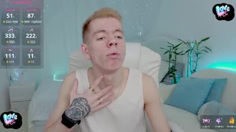 Snapshot of kireev_ chatting on February 18, 7:21 am online show from February 18, 7:21 am
