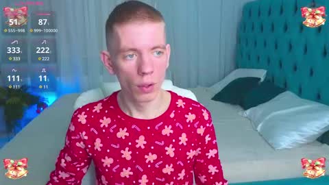 Snapshot of kireev_ chatting on December 9, 6:45 am online show from December 9, 6:45 am