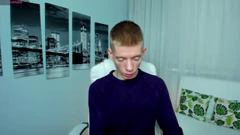 Snapshot of kireev_ chatting on December 24, 9:17 am online show from December 24, 9:17 am