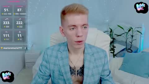 Snapshot of kireev_ chatting on February 14, 6:34 am online show from February 14, 6:34 am