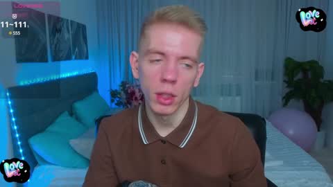 Snapshot of kireev_ chatting on February 5, 10:19 am online show from February 5, 10:19 am