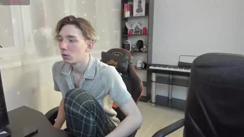Kirill and Andrey online show from February 9, 7:52 pm