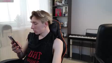 Kirill and Andrey online show from February 18, 9:54 am