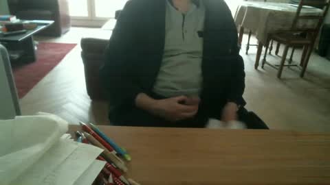 Snapshot of kisslog1 chatting on January 18, 8:10 am kisslog1 online show from January 18, 8:10 am