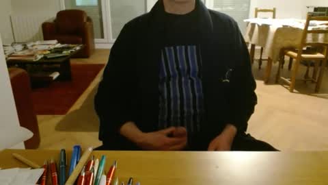 kisslog1 online show from February 22, 4:30 pm