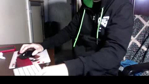 kissofbanned1983 online show from October 18, 8:08 am