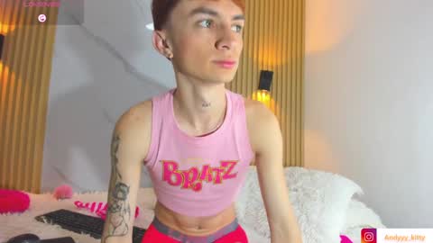 kitty_gill online show from January 17, 11:17 am
