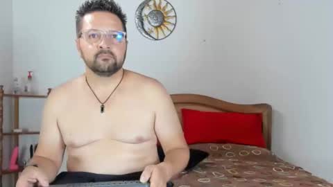 Snapshot of klarck_ chatting on February 1, 2:13 pm Klarck online show from February 1, 2:13 pm