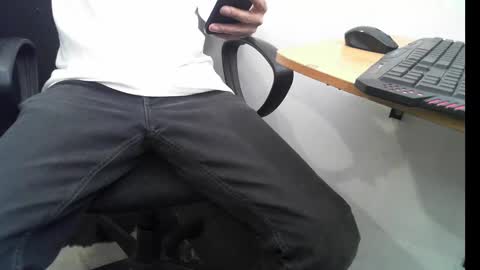 Jeremyz online show from December 4, 6:11 am