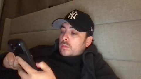 kling12034 online show from April 14, 5:45 pm