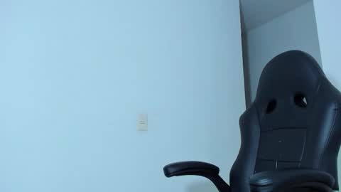 klinsmannwalton online show from February 6, 11:18 am