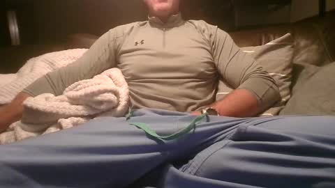 Knight3975 online show from October 27, 1:08 am