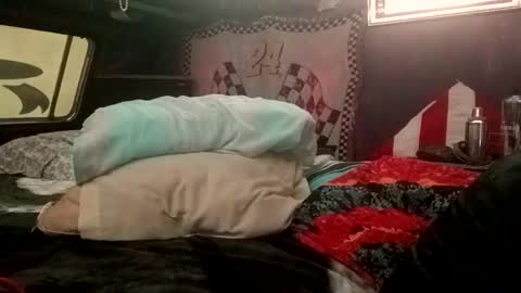 Snapshot of knock2wice1975 chatting on January 26, 12:33 pm knock2wice1975 online show from January 26, 12:33 pm