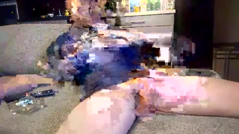 koelie1982 online show from December 4, 9:02 pm