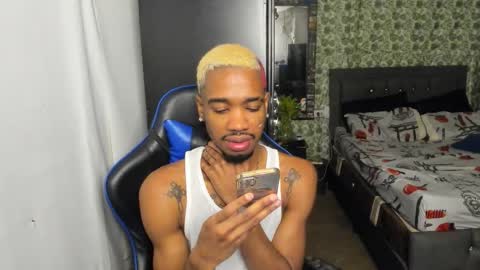 kofi online show from November 24, 5:03 pm