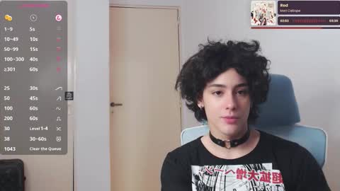 Snapshot of koneko_nya chatting on October 10, 8:13 pm Riley online show from October 10, 8:13 pm