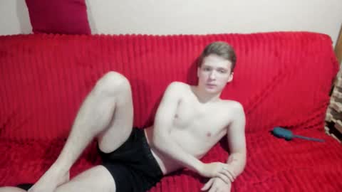 konnor_deviant online show from March 18, 1:19 am