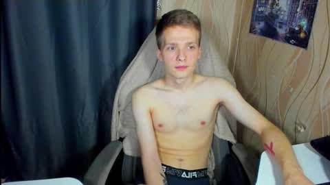 konnor_deviant online show from October 5, 12:36 am