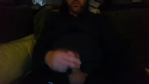 Snapshot of krime59100 chatting on December 8, 7:05 am krime59100 online show from December 8, 7:05 am
