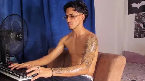 Kriss online show from October 12, 12:59 am