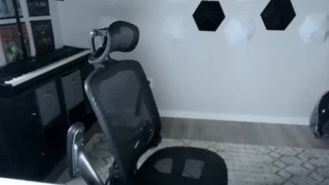 kuk_u online show from November 23, 7:14 pm