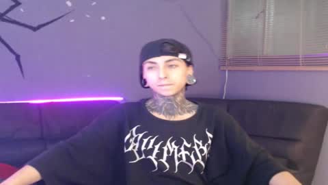 kuregari_xs online show from November 5, 4:36 am