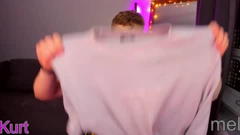 kurt_hanssen online show from April 7, 6:08 pm