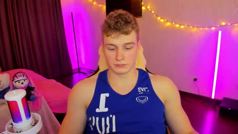 Snapshot of kurt_hanssen chatting on March 6, 5:22 pm kurt_hanssen online show from March 6, 5:22 pm