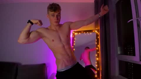 kurt_hanssen online show from October 15, 10:17 pm