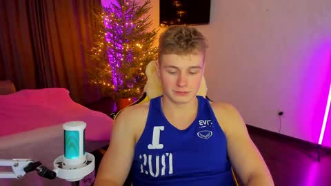 Snapshot of kurt_hanssen chatting on January 15, 5:37 pm kurt_hanssen online show from January 15, 5:37 pm