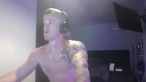 kyenvanderdonk23 online show from October 10, 11:08 pm