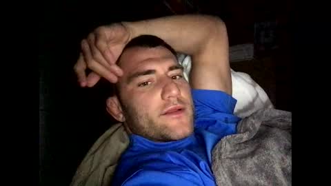 Snapshot of kylegotittt chatting on December 22, 4:39 am Hotbody545 online show from December 22, 4:39 am