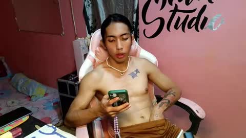 ASIANCOCK CHAY not for a cheap guy online show from November 24, 4:02 am