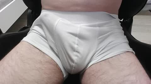 Snapshot of lacky13c_m chatting on February 22, 11:43 pm Lacky online show from February 22, 11:43 pm