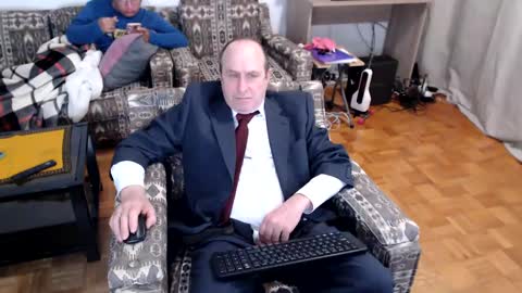 lajose52 online show from February 5, 7:53 pm