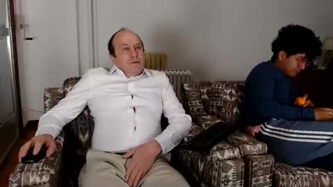 lajose52 online show from January 1, 9:49 am