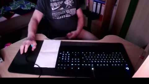 Leonidas online show from November 27, 3:38 pm