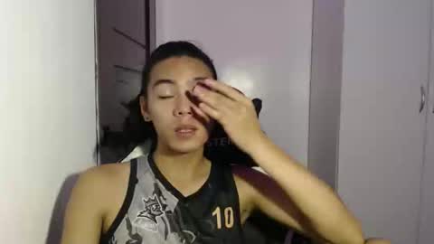 lalakinghugecock_2 online show from October 17, 12:20 pm