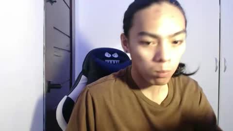 lalakinghugecock_2 online show from November 22, 7:35 pm